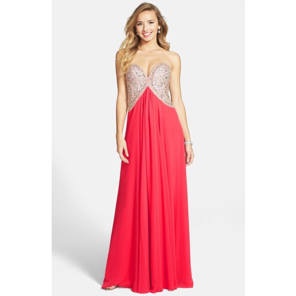 NWT Terani Couture Embellished Bodice Strapless Chiffon Gown Coral [ 10 ]‎